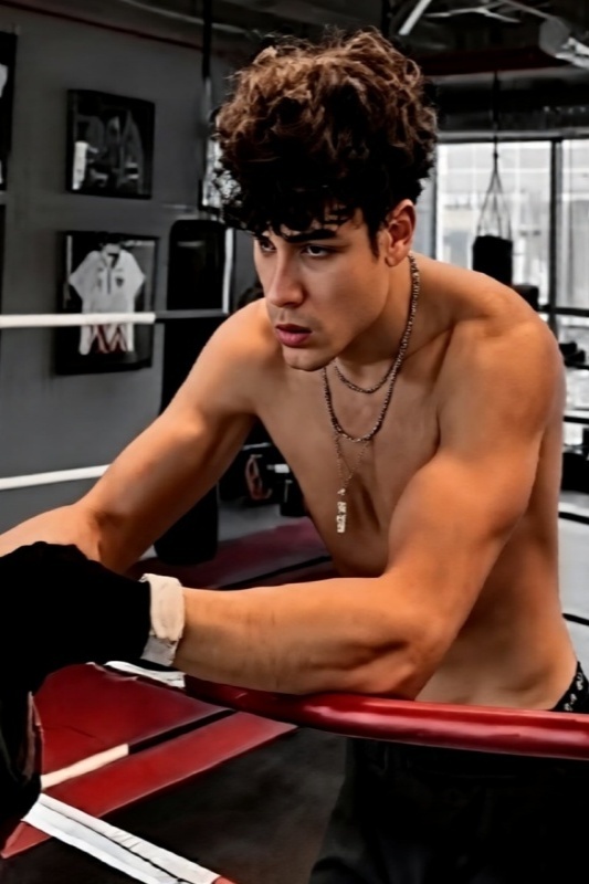 ~Your boxer boyfriend~